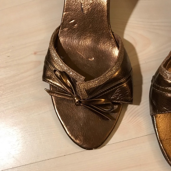 💚3/$20💚 Lena Luisa gold slip on slides - Picture 4 of 6